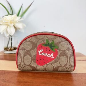NWT Coach Dome Cosmetic‎ Case In Signature Canvas With Wild Strawberry